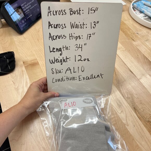 Banana Republic Gray Sleeveless Fitted Sheath Dress Grayy Size 4 - Picture 13 of 13